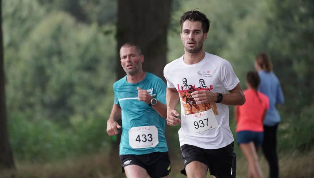 Hardlopen naar vermogen
