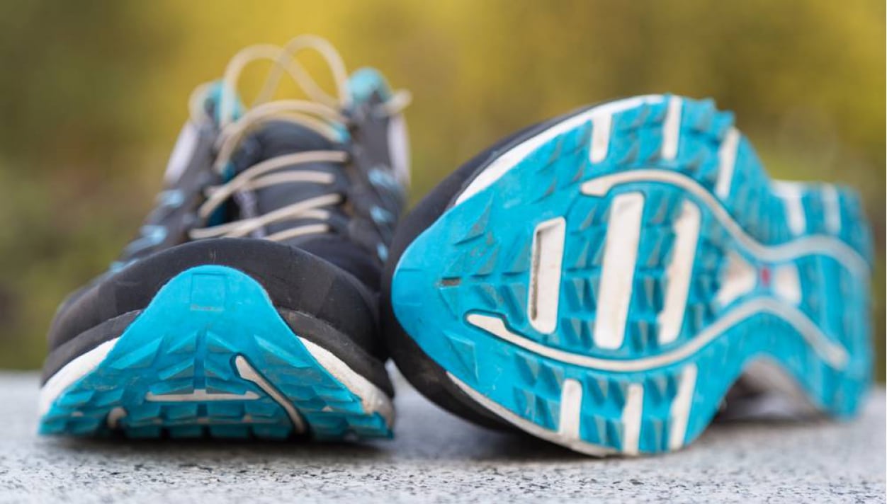 Hoe haal je die nare geur uit je hardloopschoenen? - ProRun