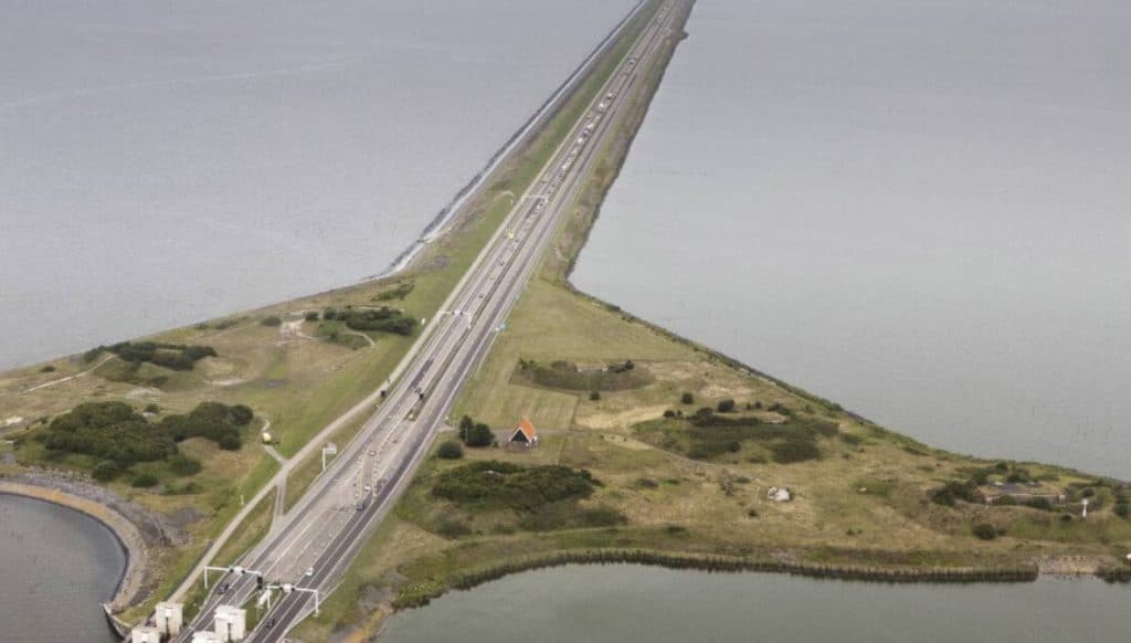 Marathon onder de 2 uur op de Afsluitdijk?