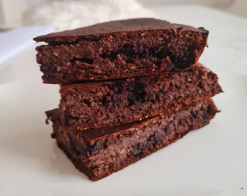 Chocolade brownies met kersen