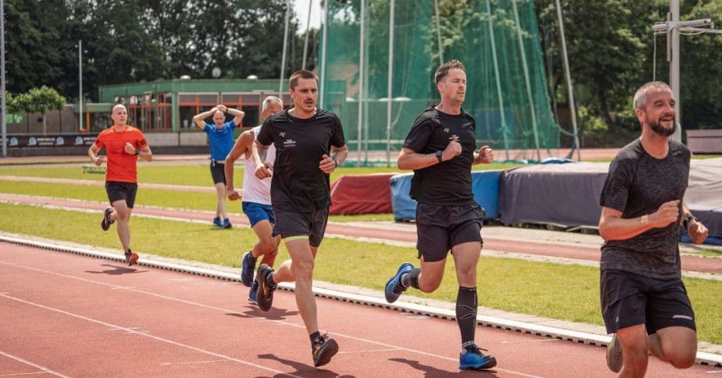 Dit is wat je moet weten over hardlopen met contactlenzen in